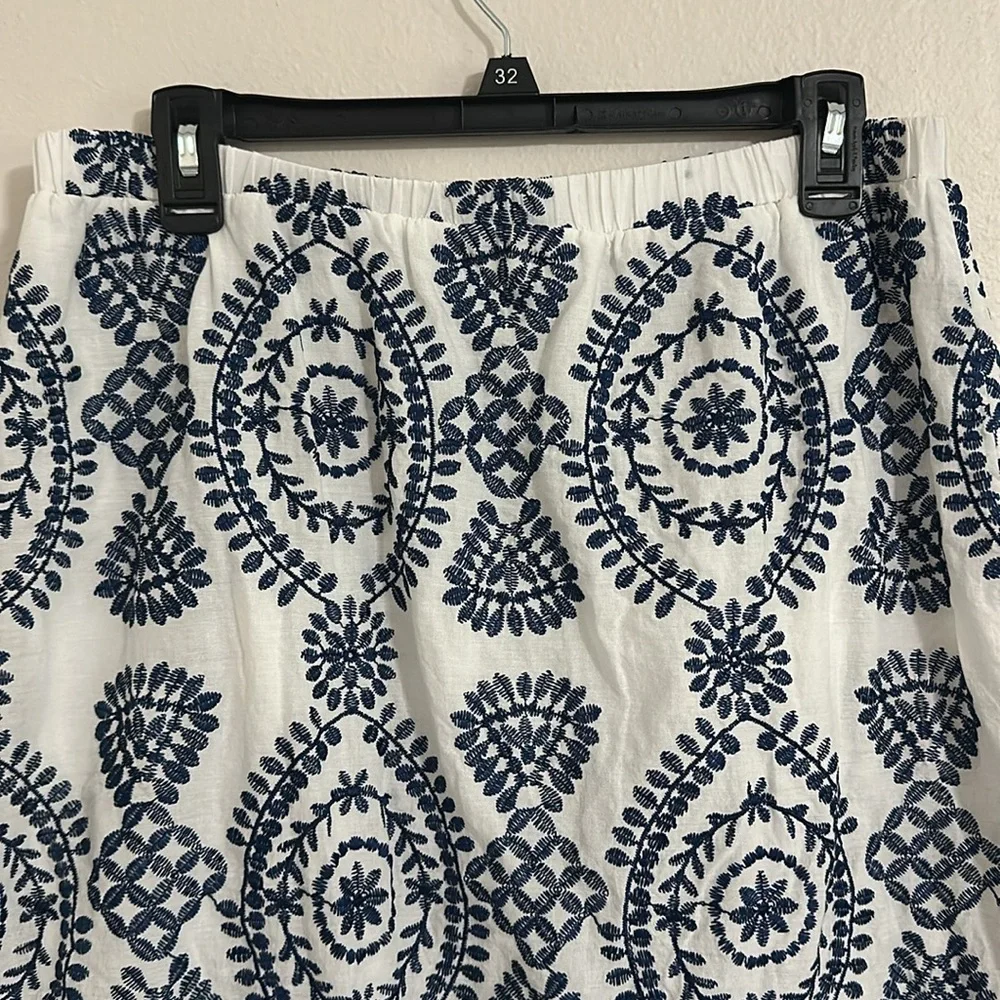 Adiva white with blue embroidered tiered hi low skirt